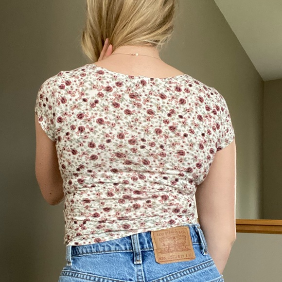 Garage Floral Top - Picture 3 of 3